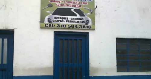 AUTO VIDRIOS BRICENO AUTO VIDRIOS BRICENO